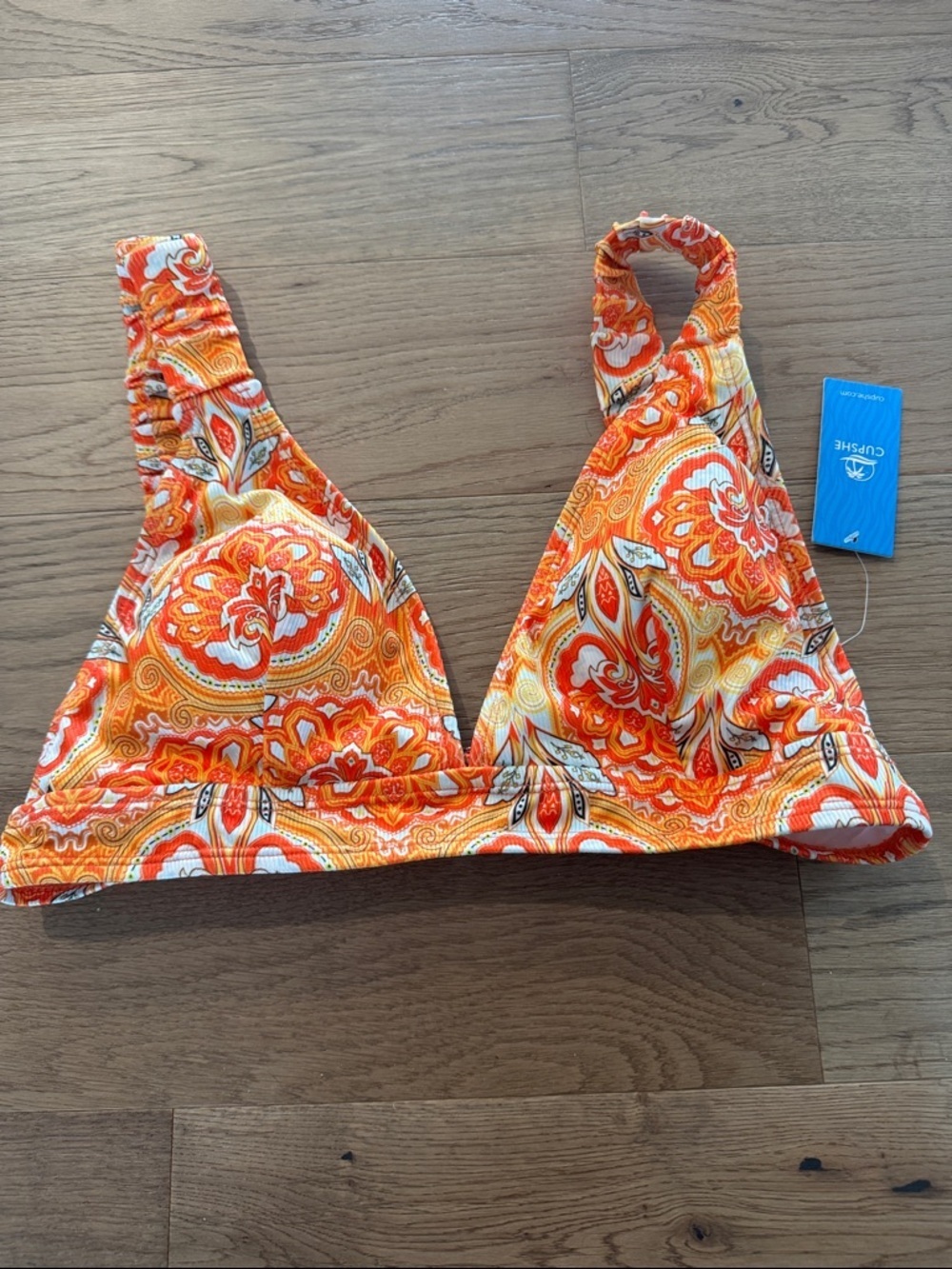 Cupshe • NWT Orange paisley Patterned Bikini top - Picture 6 of 6
